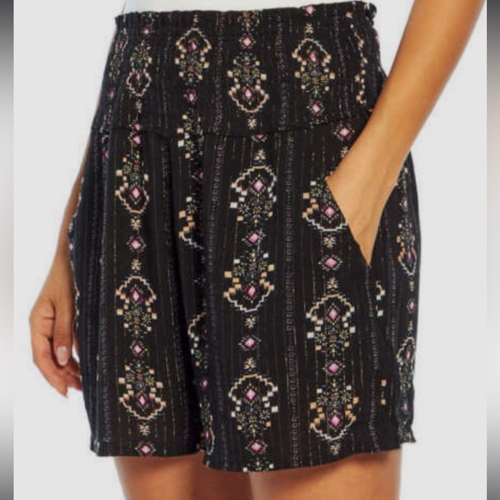 🟤 THREE DOTS WOMENS SHORTS SIZE SMALL